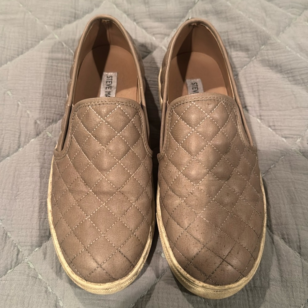 Steve Madden Slip on sneaker womens size 8.5